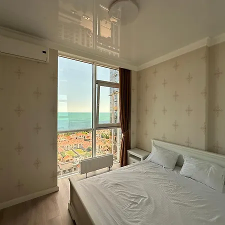 Apartment видовая 2к в лучшей локации